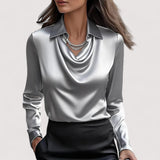 Charlotte™ | Satenska bluza s V-izrezom